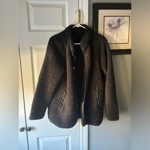 Fuzzy Jacket Black ✨